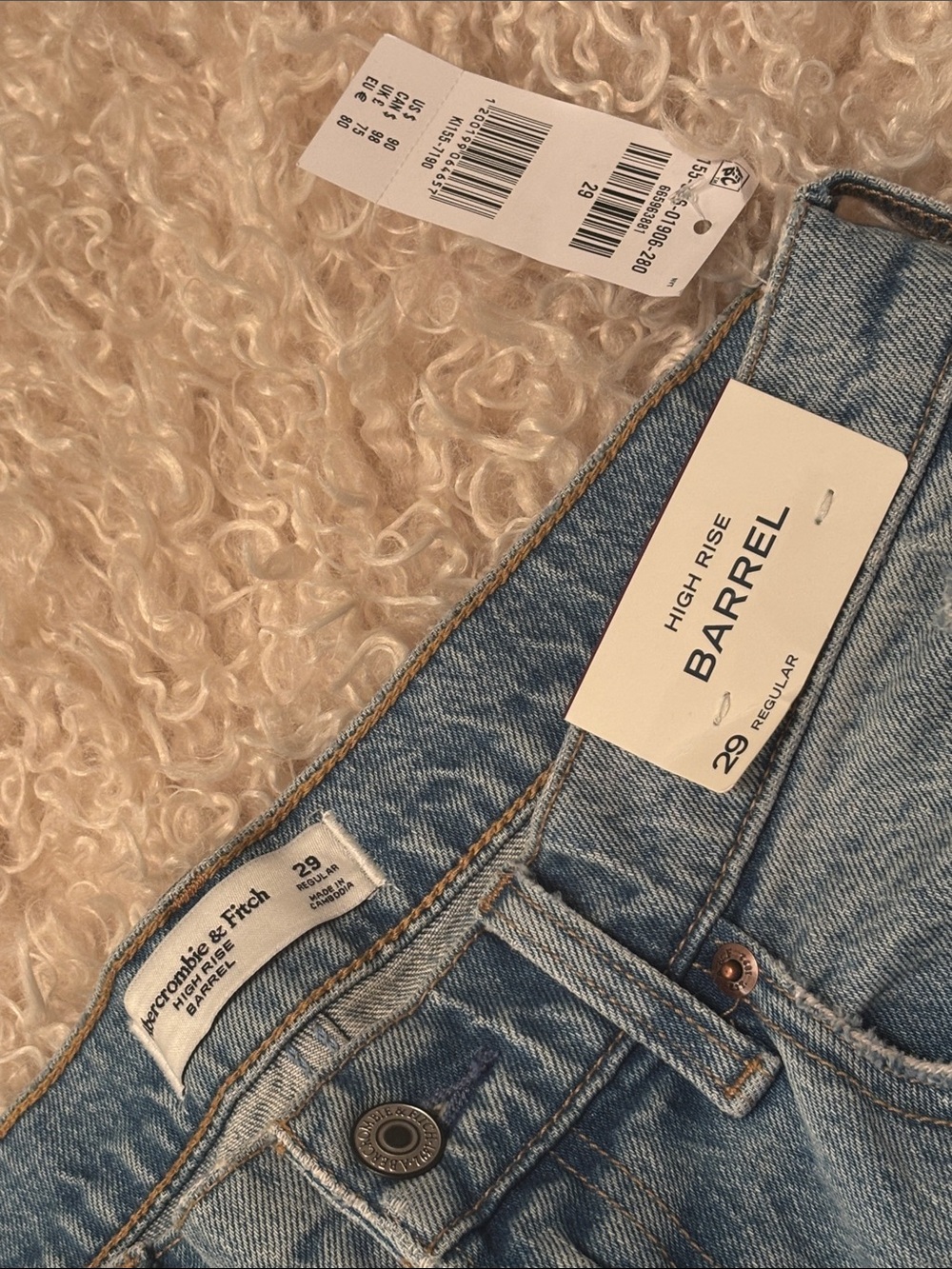 Abercrombie & Fitch high rise barrel jeans - Picture 4 of 5